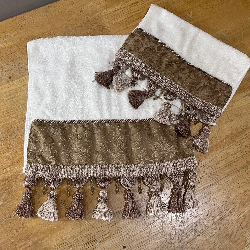 Vtg Victorian Ornate Damask Hand Towel and Tea Towel Bronze Gold Tassel Beaded